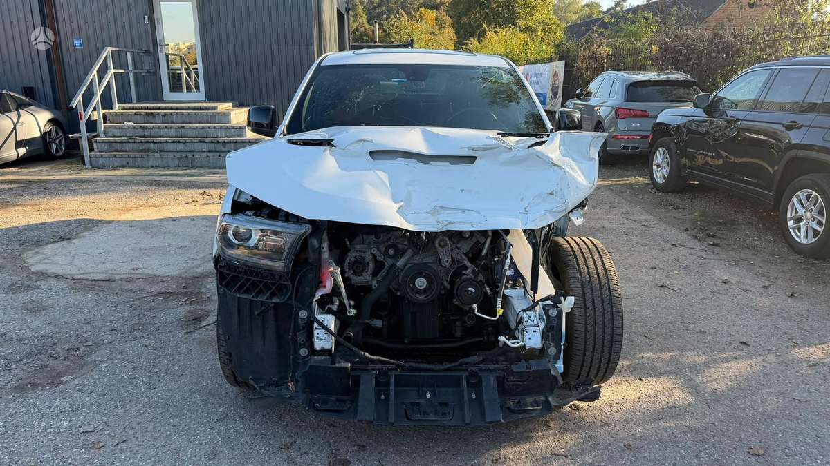 Dodge Durango, 5.7 l., off-road / crossover