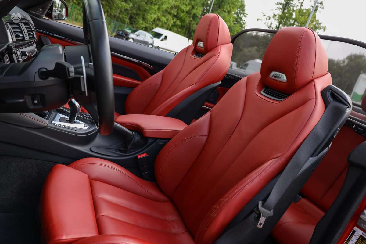 BMW M4, 3.0 l., convertible