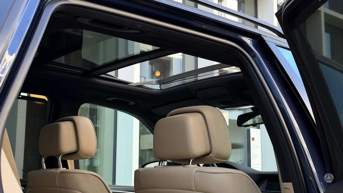 BMW X5, 3.0 l., off-road / crossover