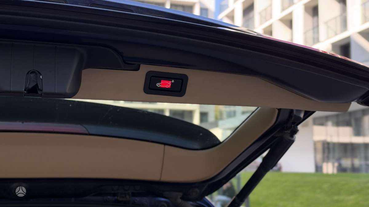 BMW X5, 3.0 l., off-road / crossover