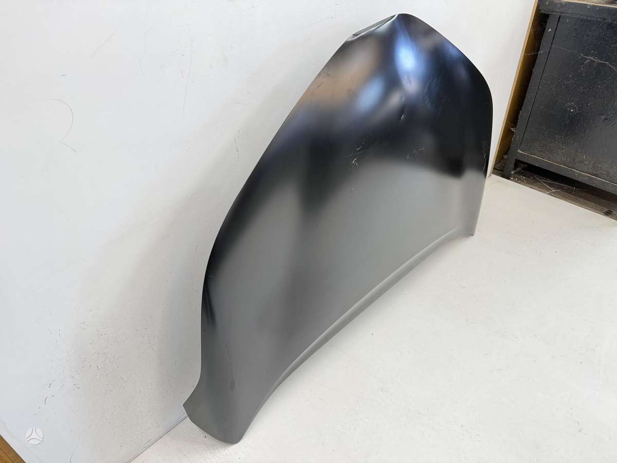 Toyota C-HR hood (front, rear)