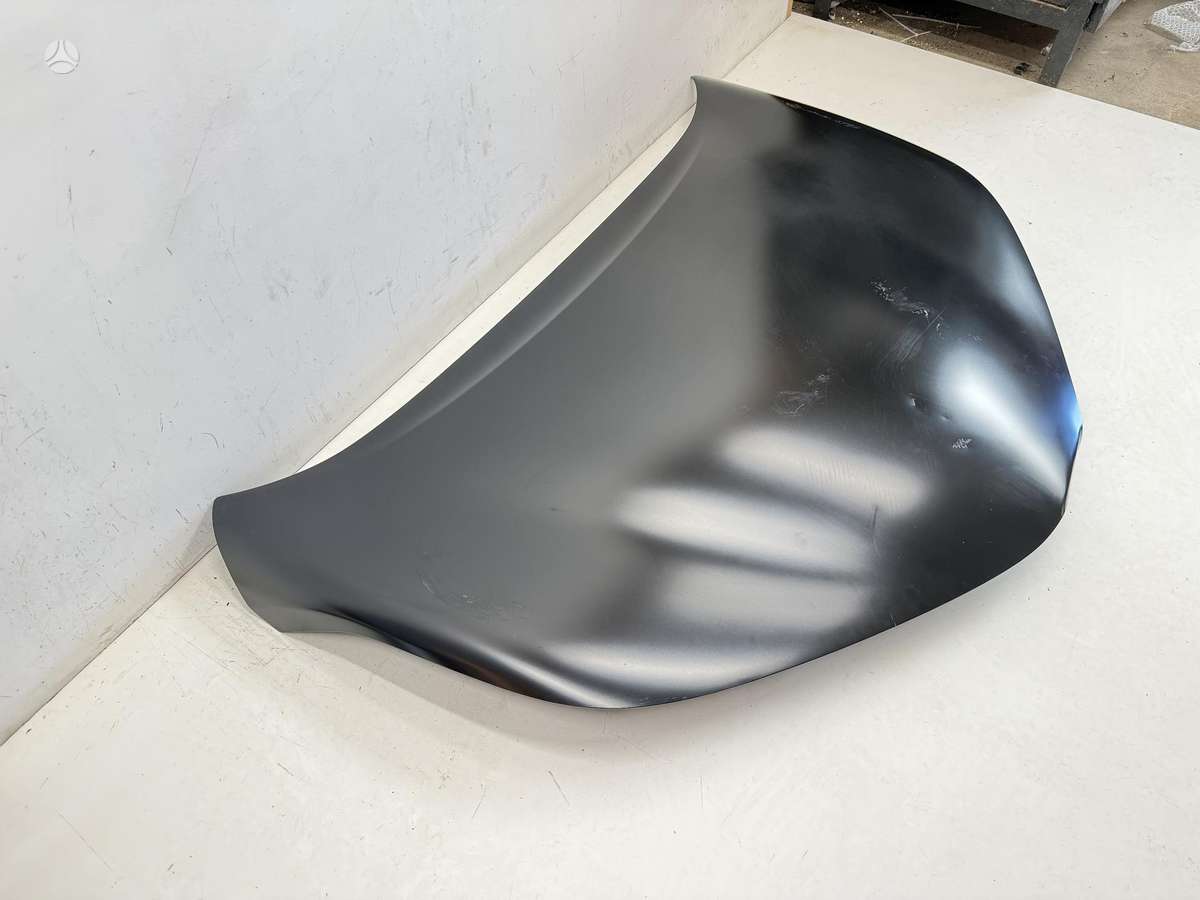 Toyota C-HR hood (front, rear)