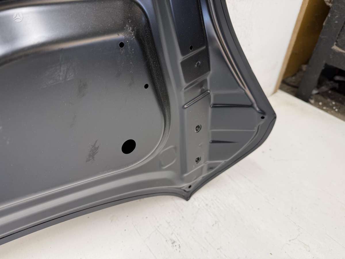 Toyota C-HR hood (front, rear)