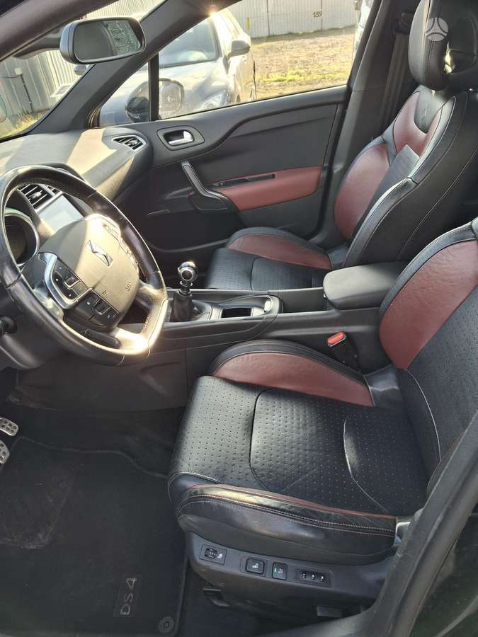 Citroen DS4, 2.0 l., Хэтчбек