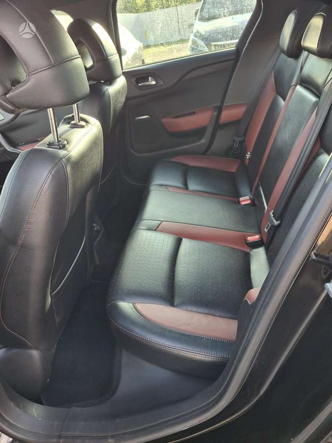 Citroen DS4, 2.0 l., Хэтчбек