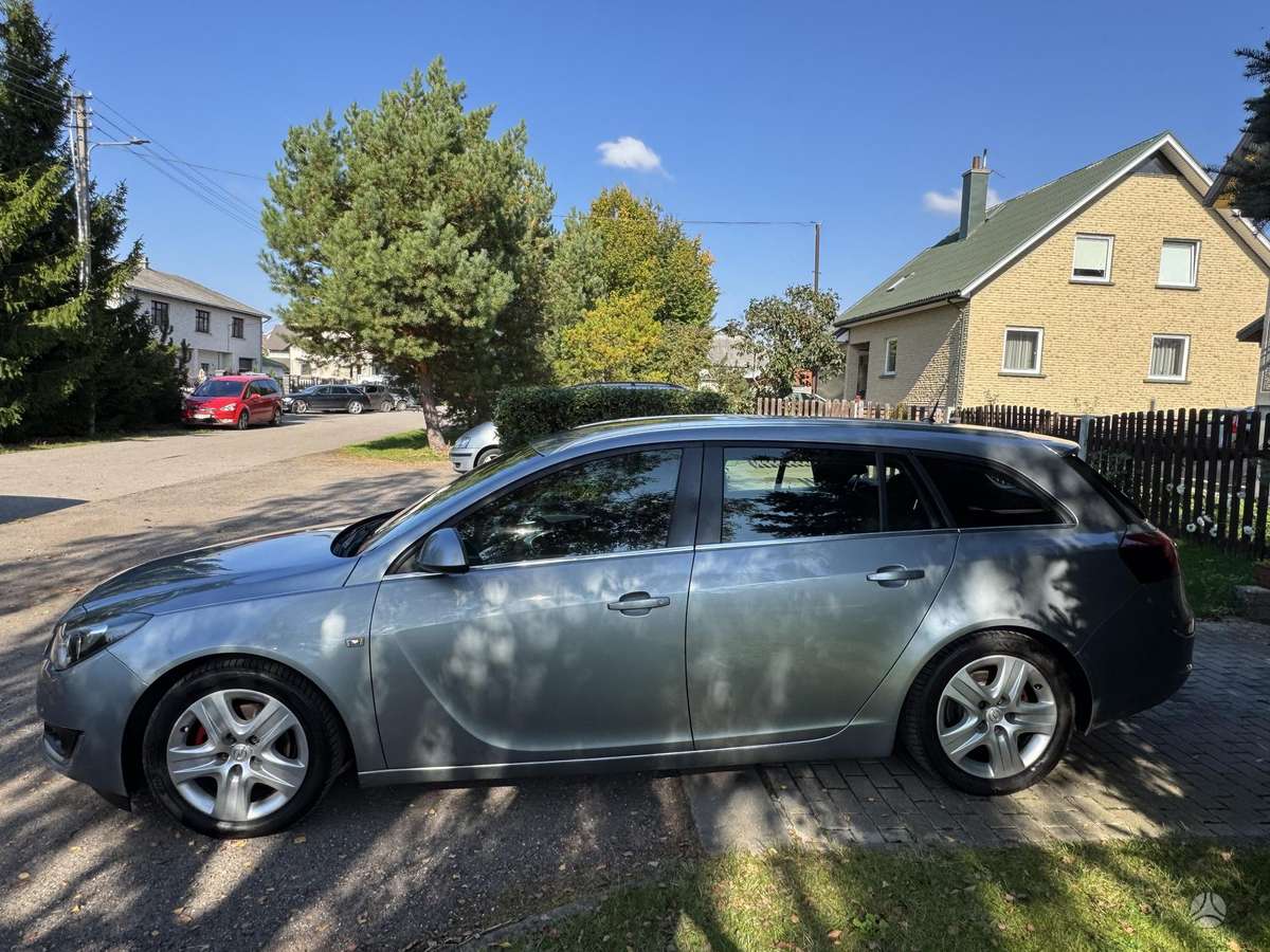 Opel Insignia, 2.0 l., Универсал