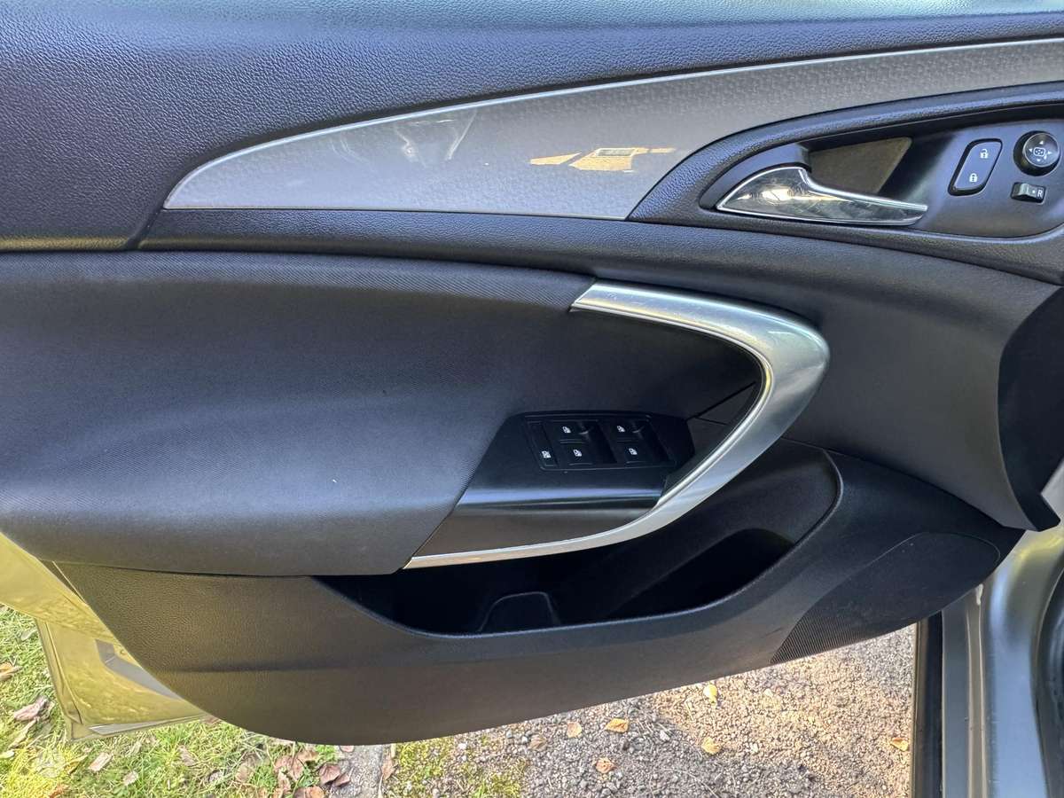 Opel Insignia, 2.0 l., wagon