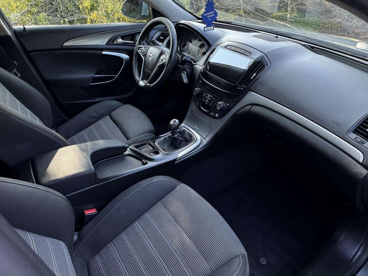 Opel Insignia, 2.0 l., Универсал