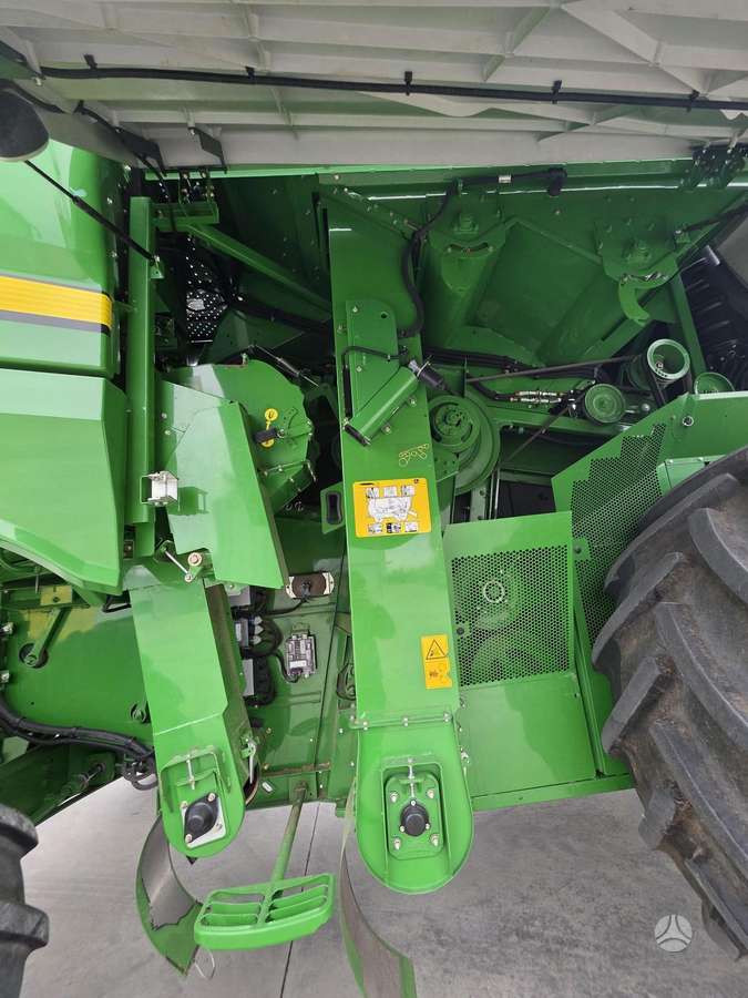 John Deere S685i, комбайны