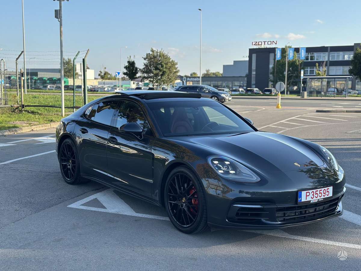 Porsche Panamera, 3.0 l., Хэтчбек
