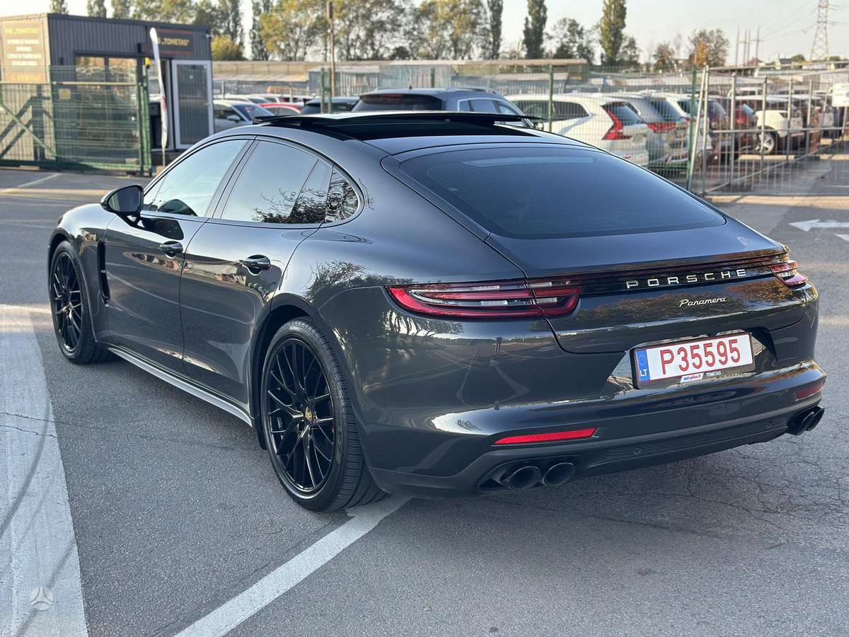 Porsche Panamera, 3.0 l., Хэтчбек