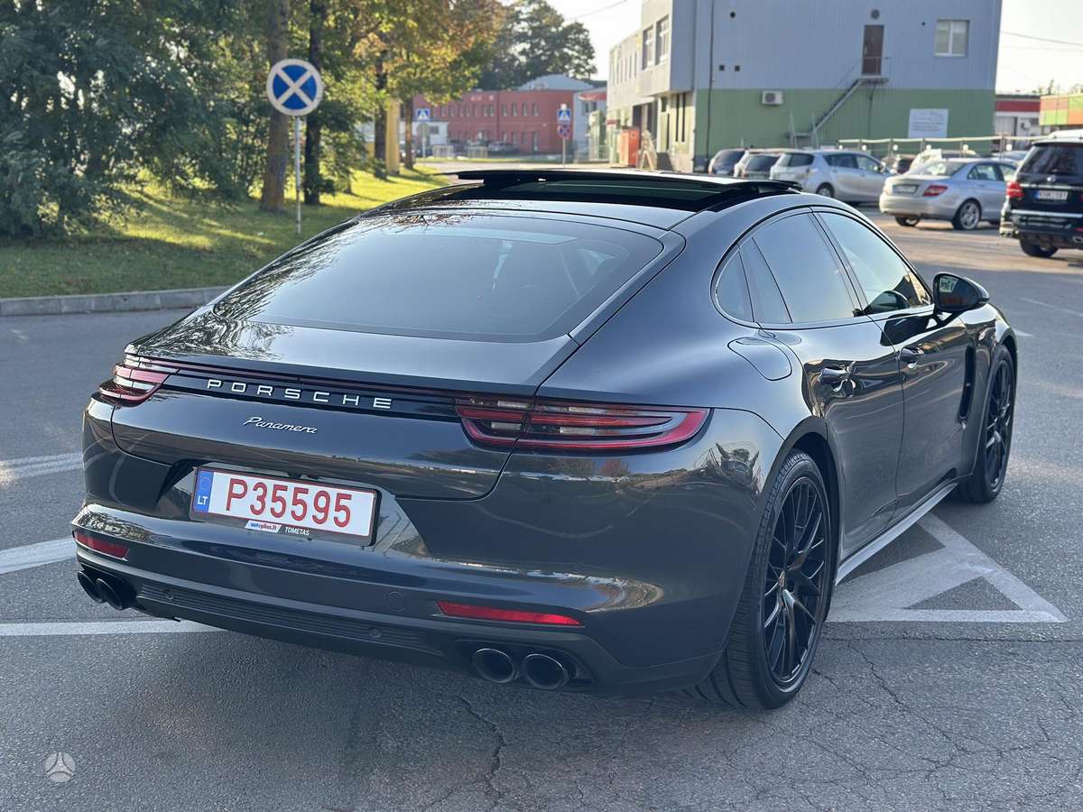 Porsche Panamera, 3.0 l., Хэтчбек
