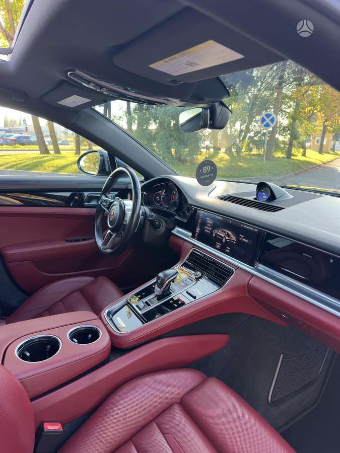 Porsche Panamera, 3.0 l., Хэтчбек