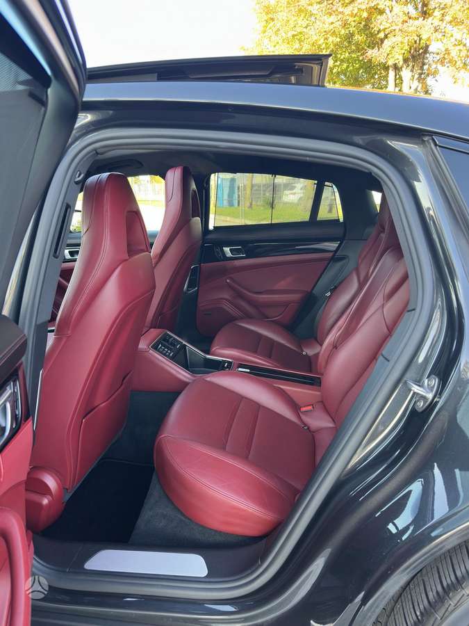 Porsche Panamera, 3.0 l., Хэтчбек