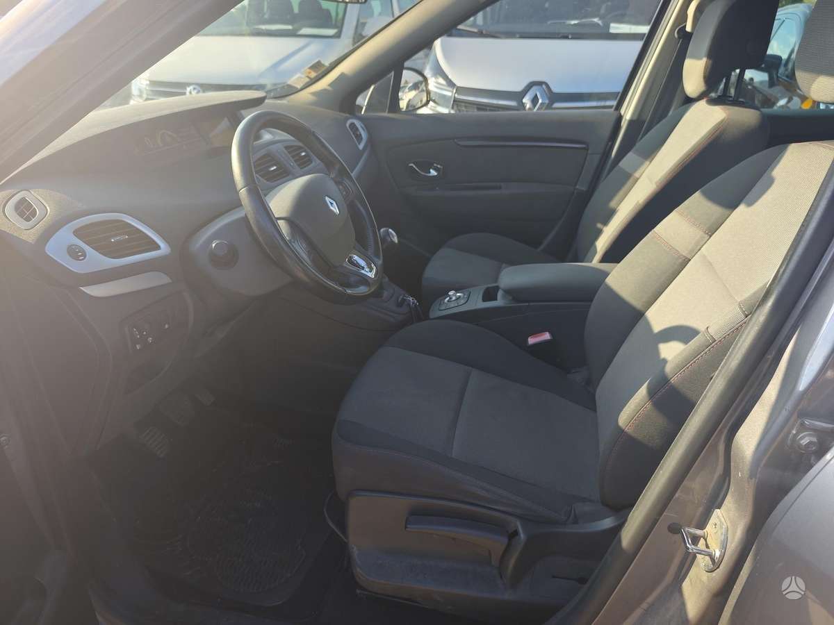 Renault Scenic, 1.5 l., Минивэн
