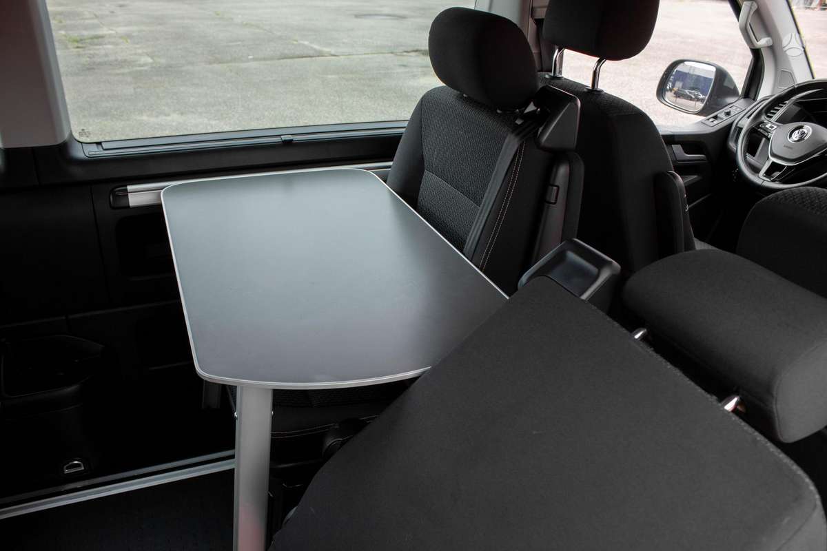 Volkswagen Multivan, 2.0 l., Минивэн