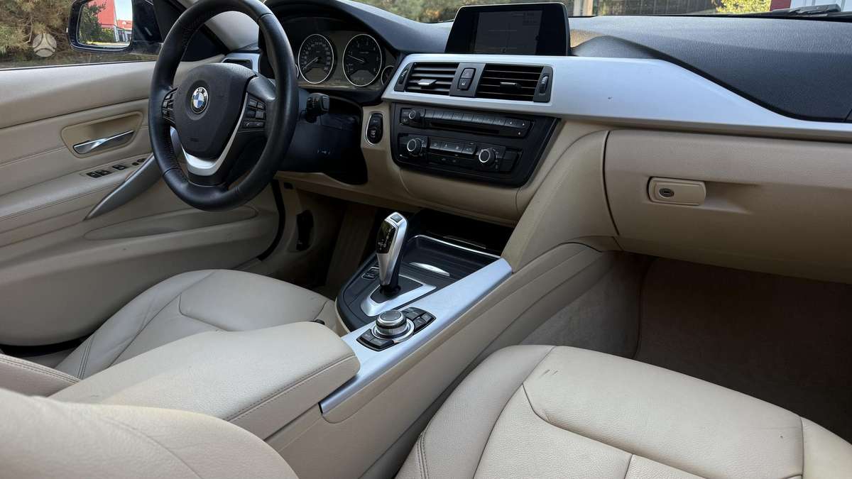 BMW 318, 2.0 l., wagon