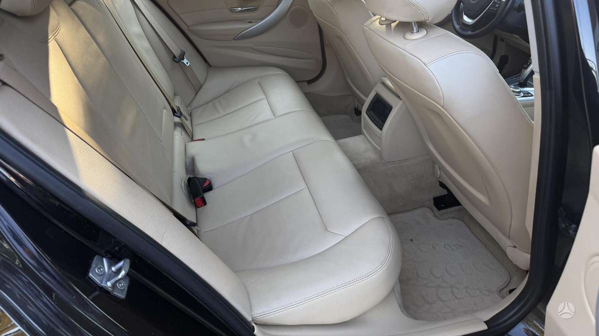 BMW 318, 2.0 l., wagon