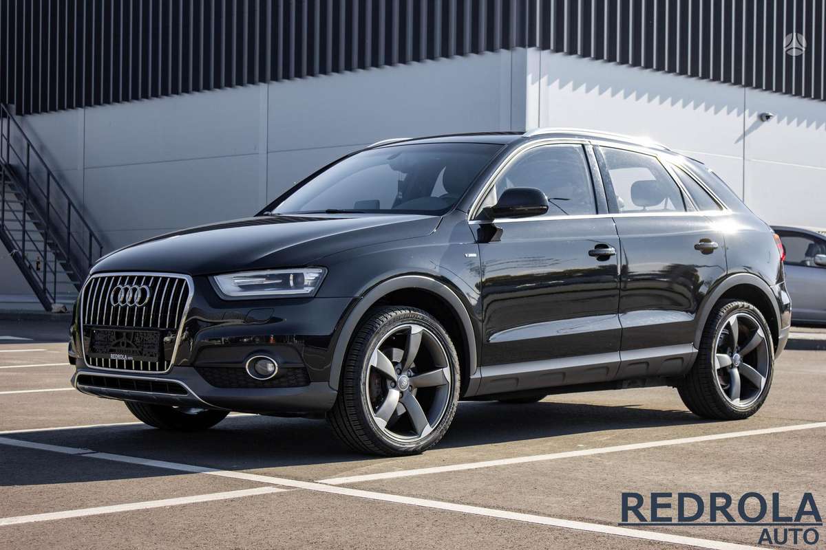 Audi Q3, 2.0 l., Внедорожник / Кроссовер
