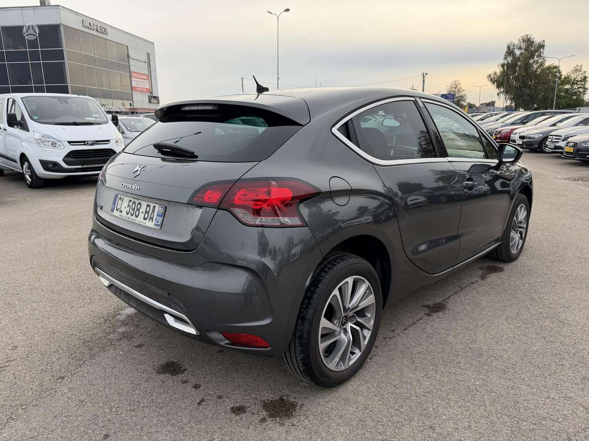 Citroen DS4, 2.0 l., hatchback