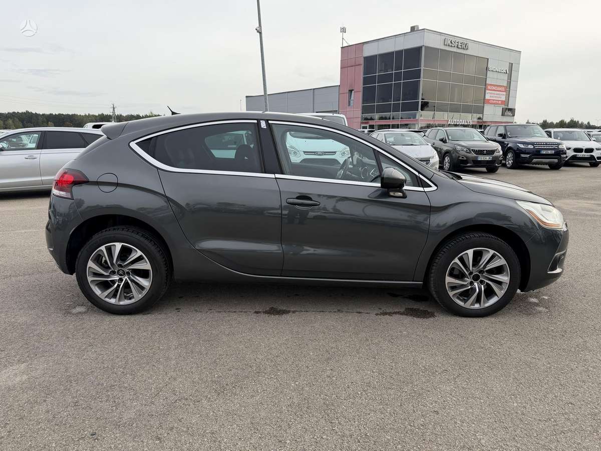 Citroen DS4, 2.0 l., Хэтчбек