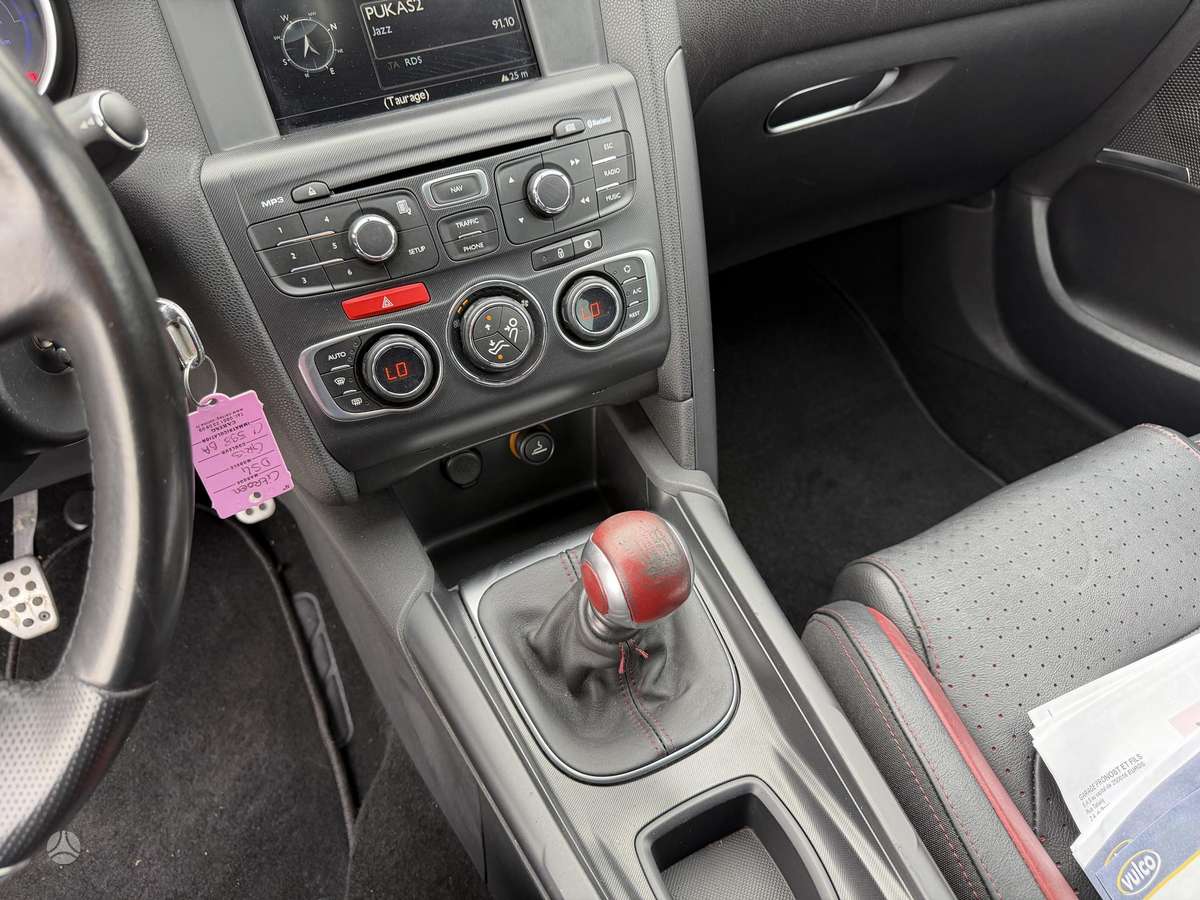 Citroen DS4, 2.0 l., hatchback