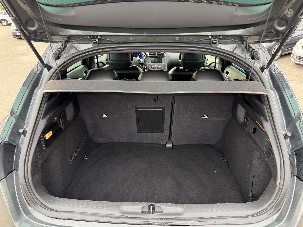 Citroen DS4, 2.0 l., Хэтчбек