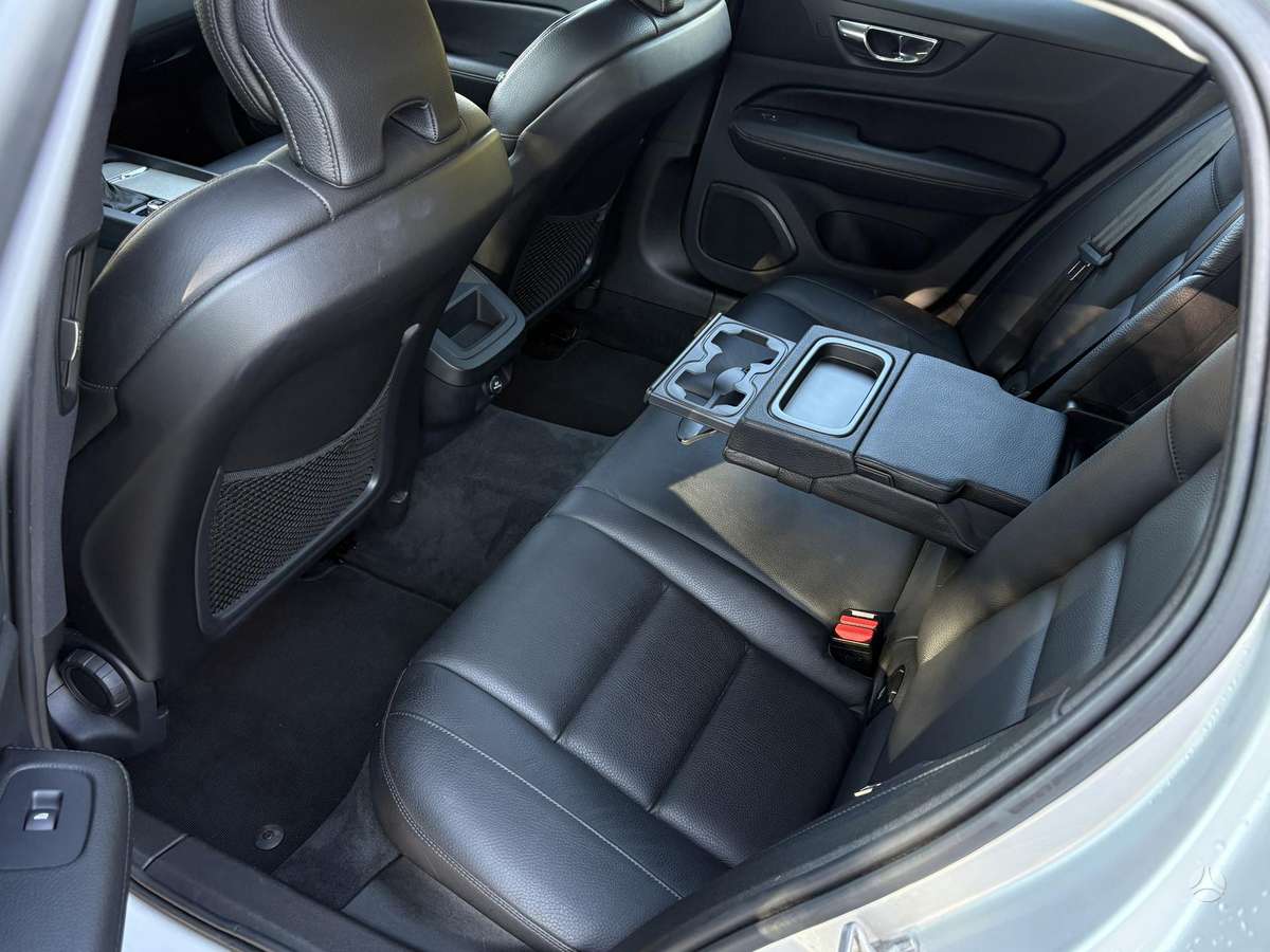 Volvo V60, 2.0 l., Универсал