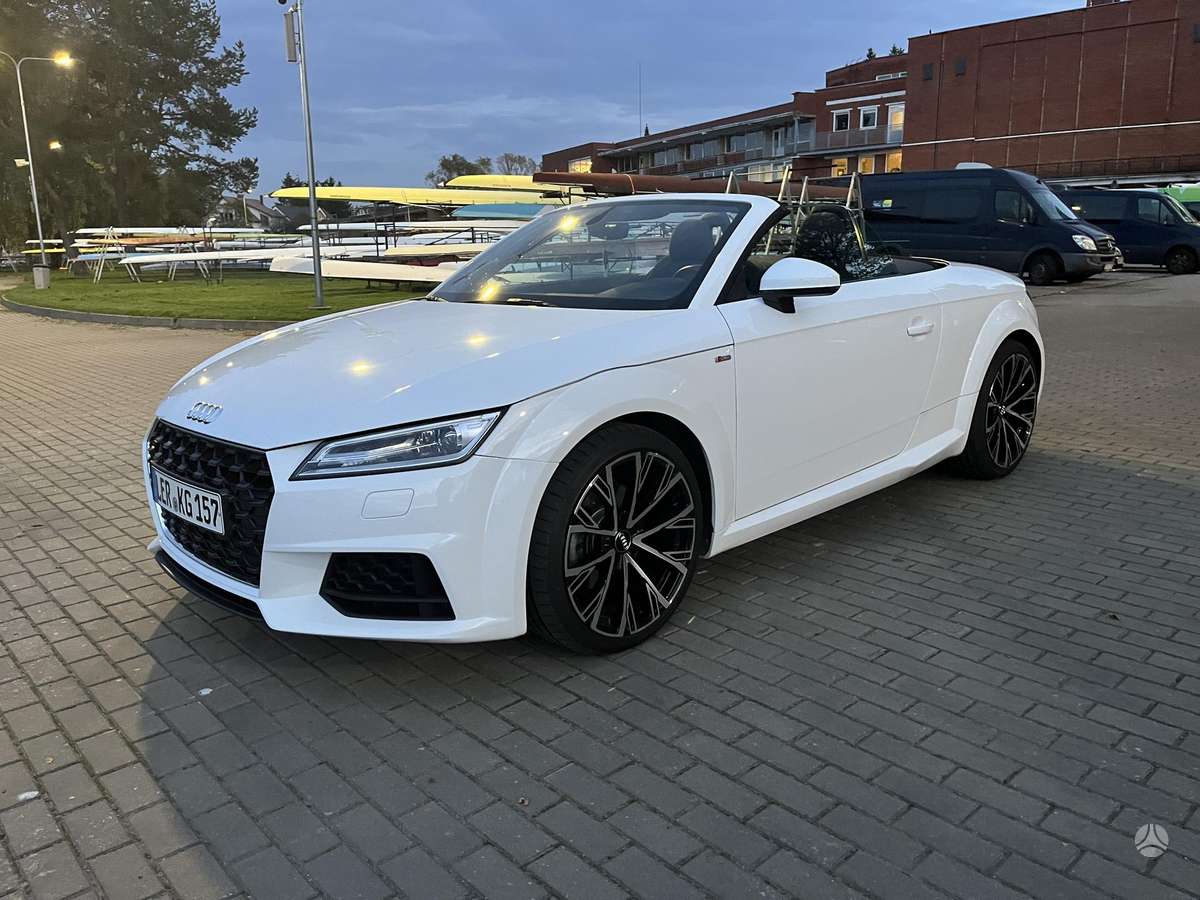 Audi TT, 2.0 l., convertible