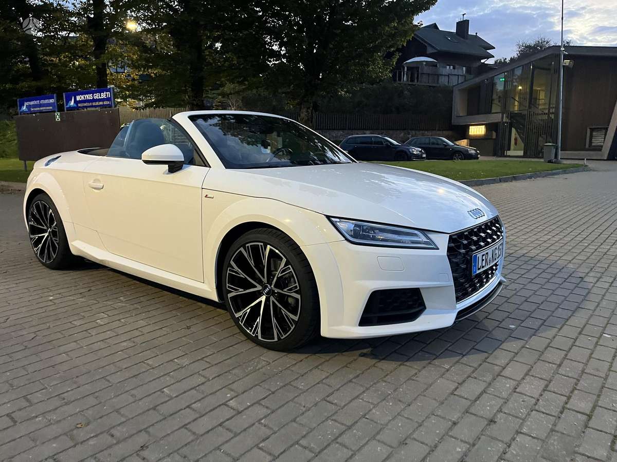 Audi TT, 2.0 l., convertible