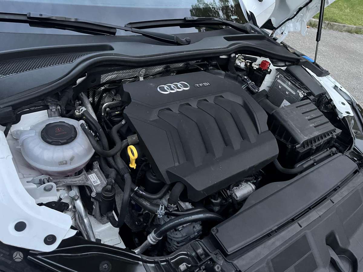 Audi TT, 2.0 l., convertible