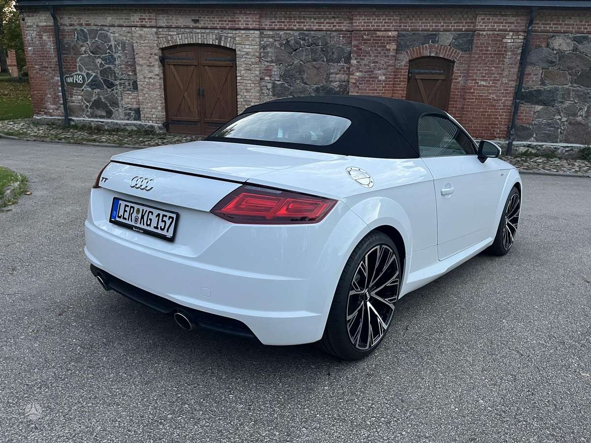 Audi TT, 2.0 l., convertible