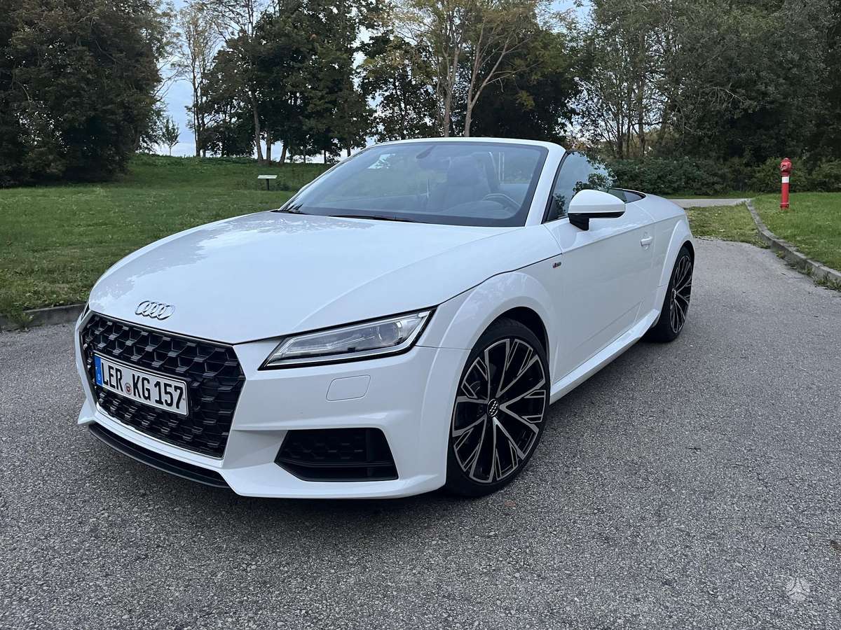 Audi TT, 2.0 l., convertible
