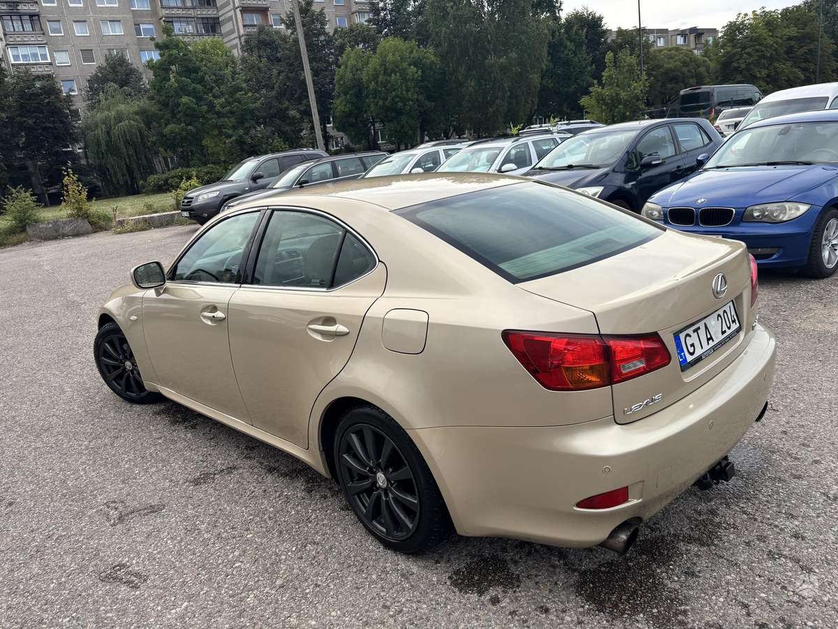 Lexus IS 250, 2.5 l., Седан