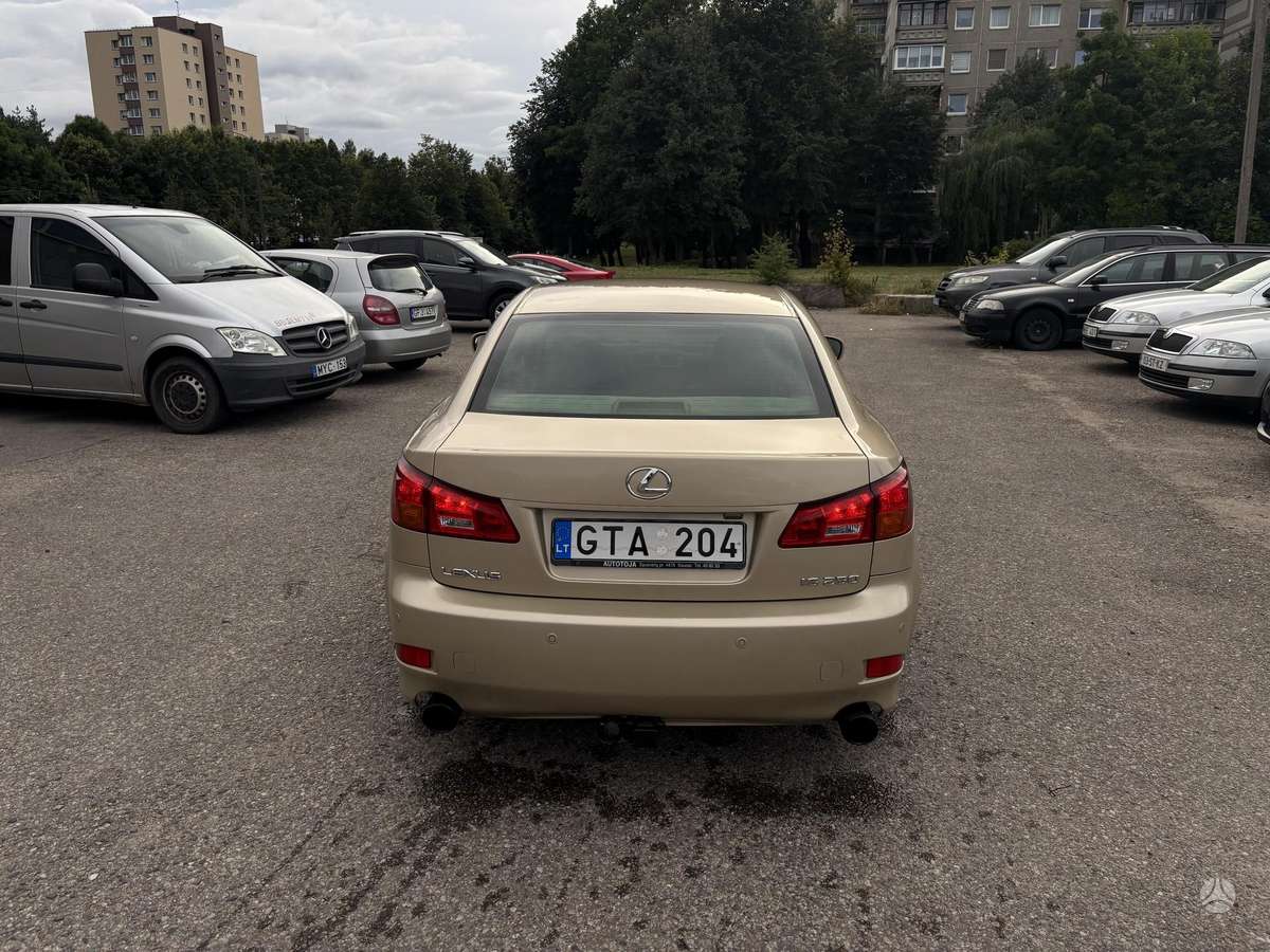 Lexus IS 250, 2.5 l., Седан