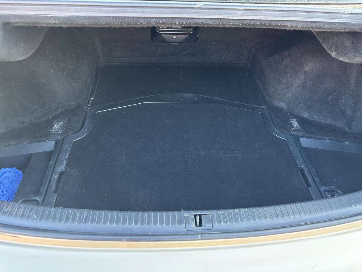 Lexus IS 250, 2.5 l., Седан