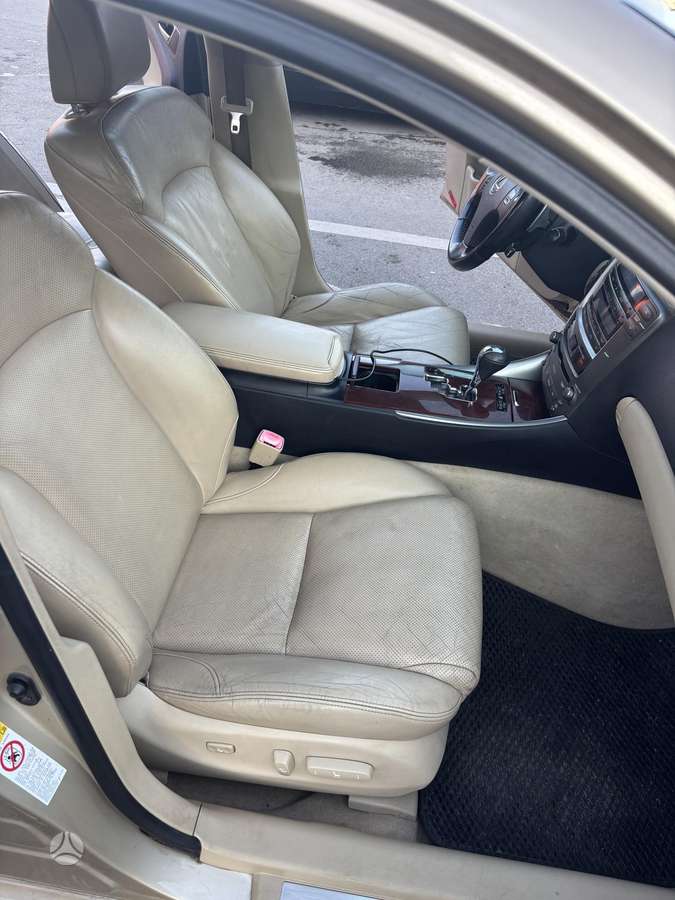 Lexus IS 250, 2.5 l., Седан