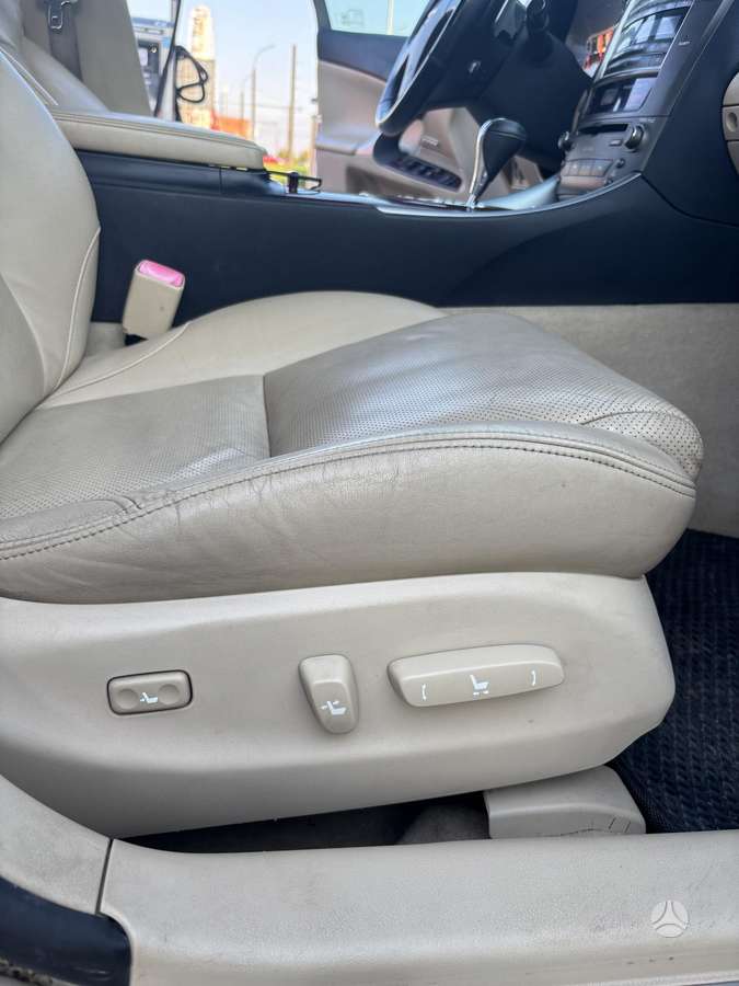 Lexus IS 250, 2.5 l., Седан