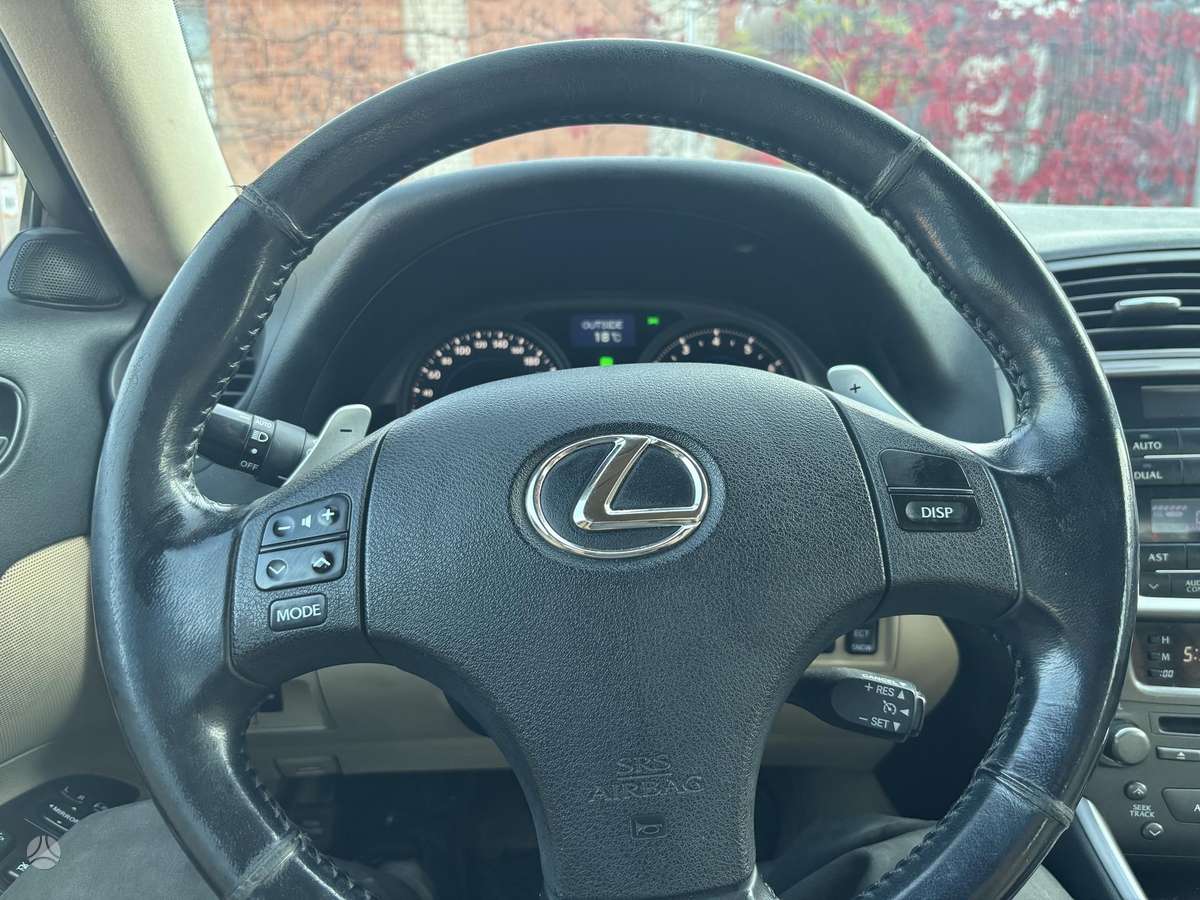 Lexus IS 250, 2.5 l., Седан