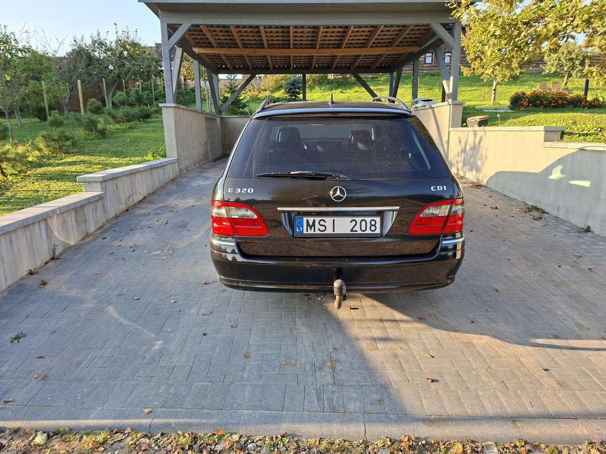 Mercedes-Benz E320, 3.0 l., wagon
