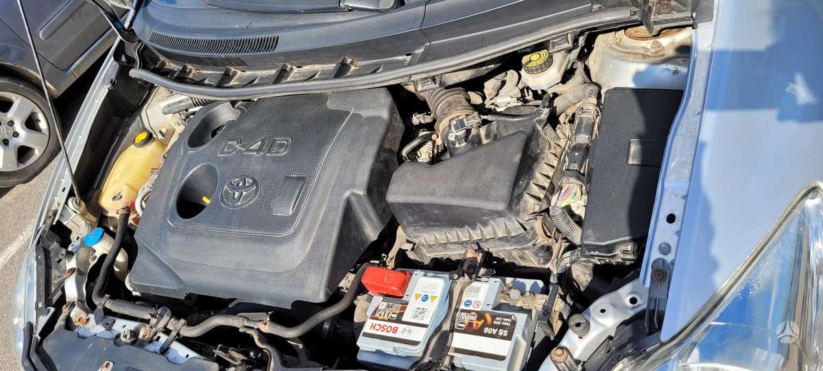 Toyota Auris, 1.4 l., hatchback