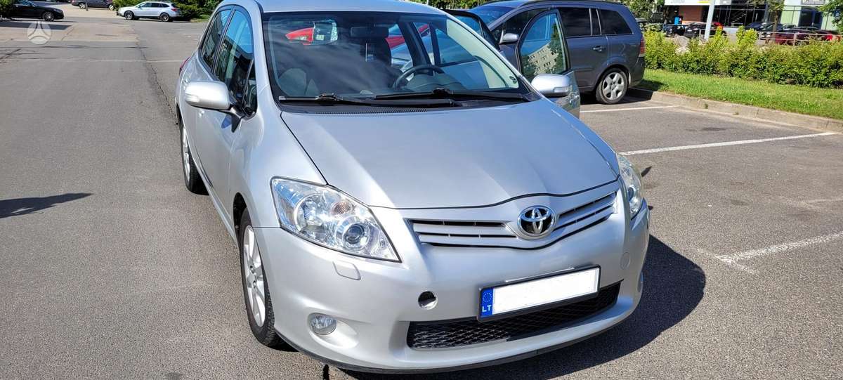 Toyota Auris, 1.4 l., hatchback