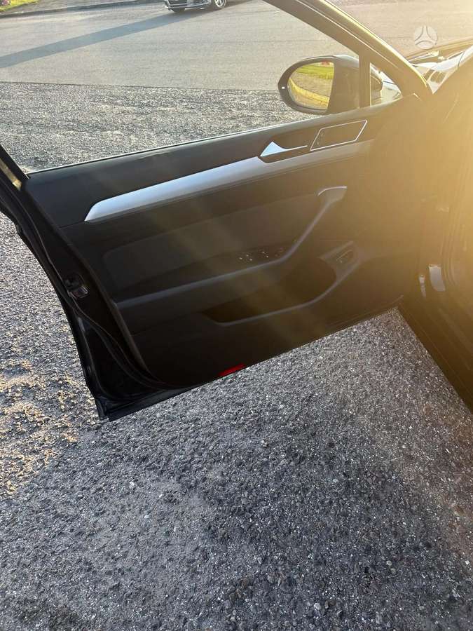 Volkswagen Passat, 1.4 l., Универсал