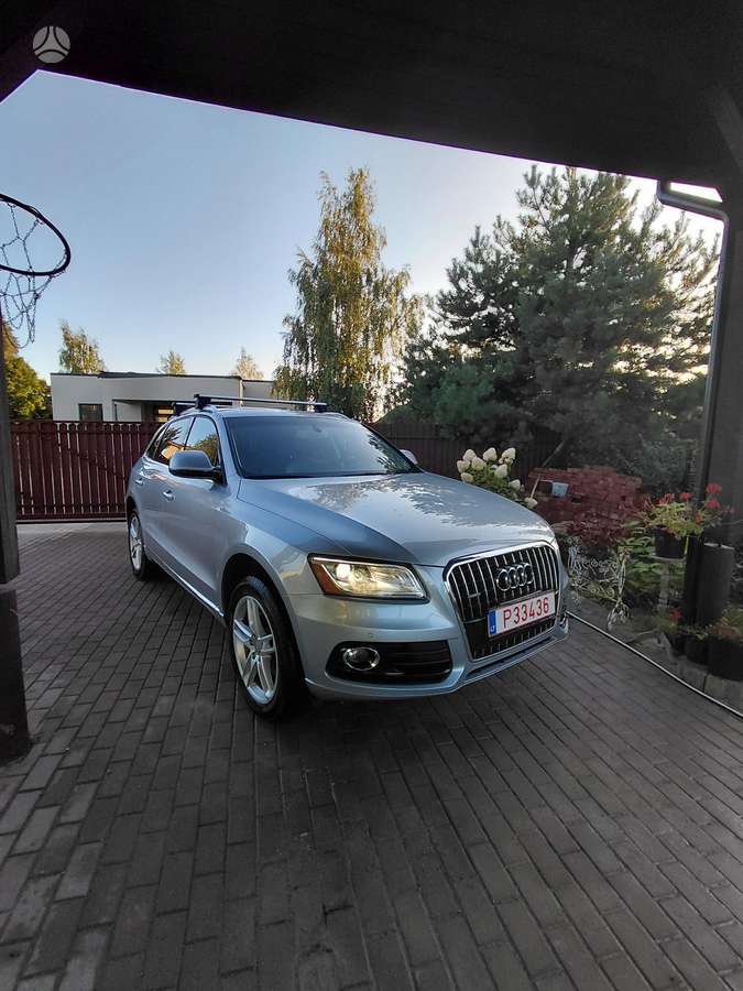 Audi Q5, 2.0 l., Внедорожник / Кроссовер