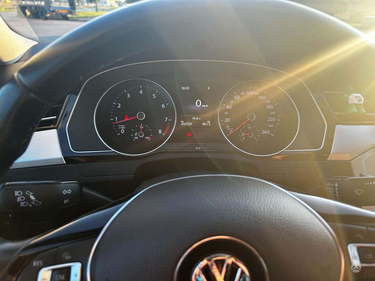 Volkswagen Passat, 1.4 l., Универсал