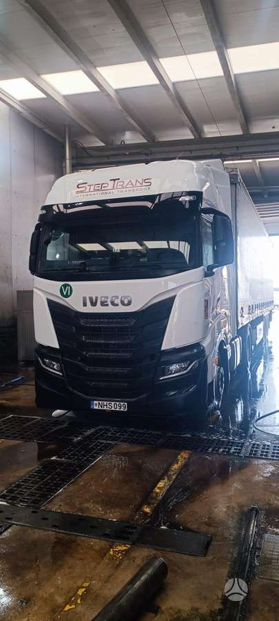 Iveco S-Way, double sleeper