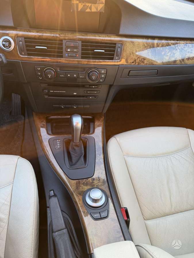 BMW 325, 2.5 l., Седан