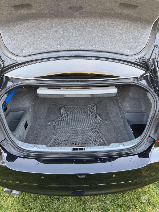 BMW 325, 2.5 l., Седан