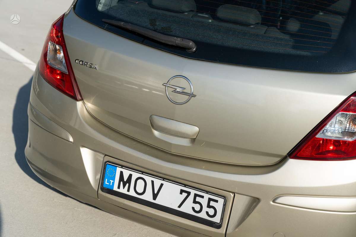 Opel Corsa, 1.2 l., Хэтчбек