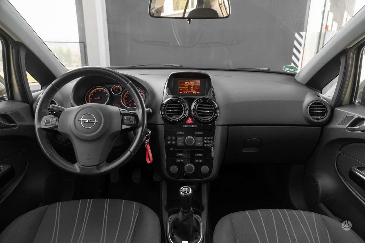 Opel Corsa, 1.2 l., hatchback